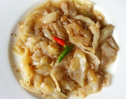 Cabbage braised in Sinamak